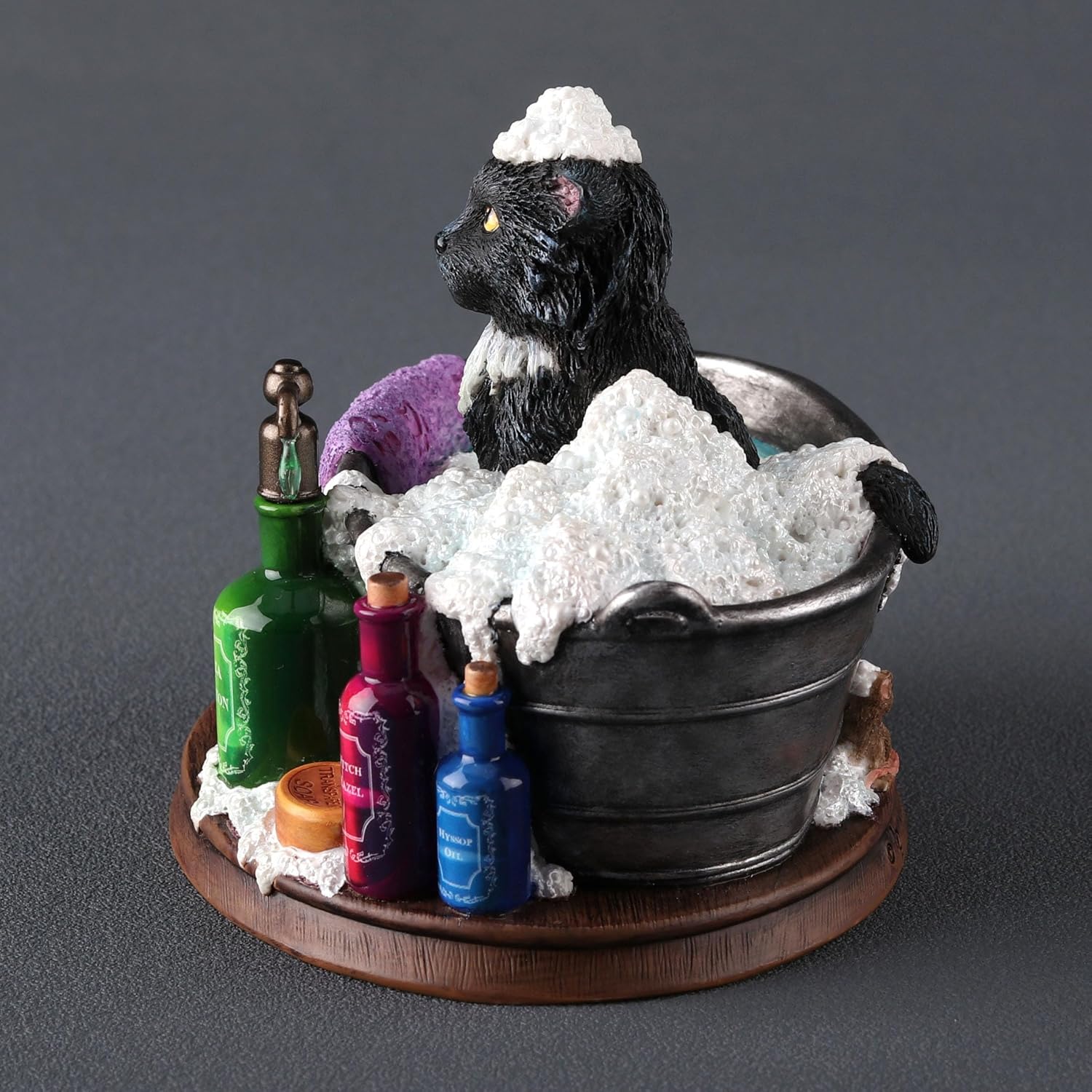 Bath Time Cat Figurine by Lisa Parker - Image 4