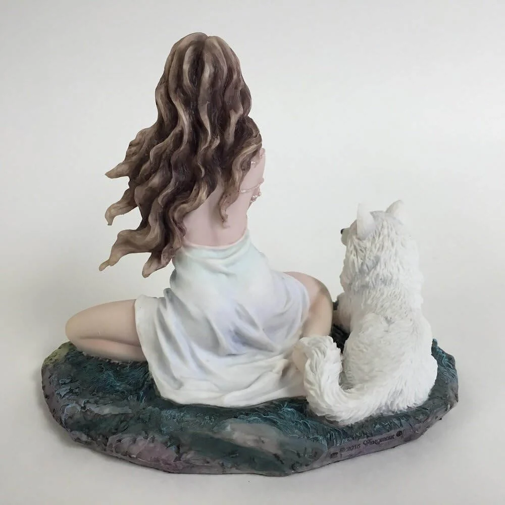 Call of the Wild Figurine - Image 4