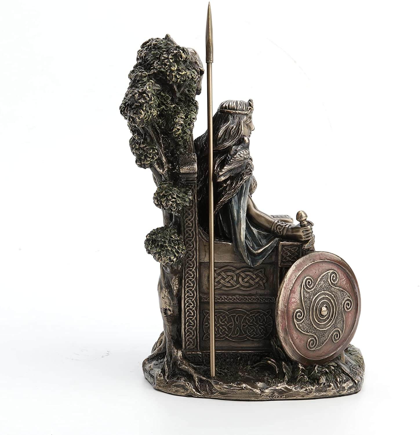 Celtic Queen Medb of Connacht Figurine - Image 5