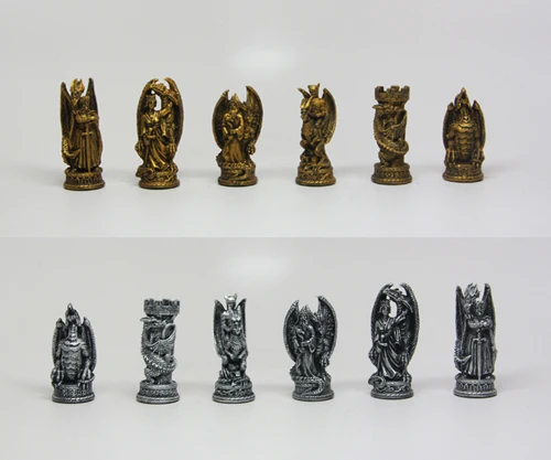 Dragon's Lair Chess Set - Image 2