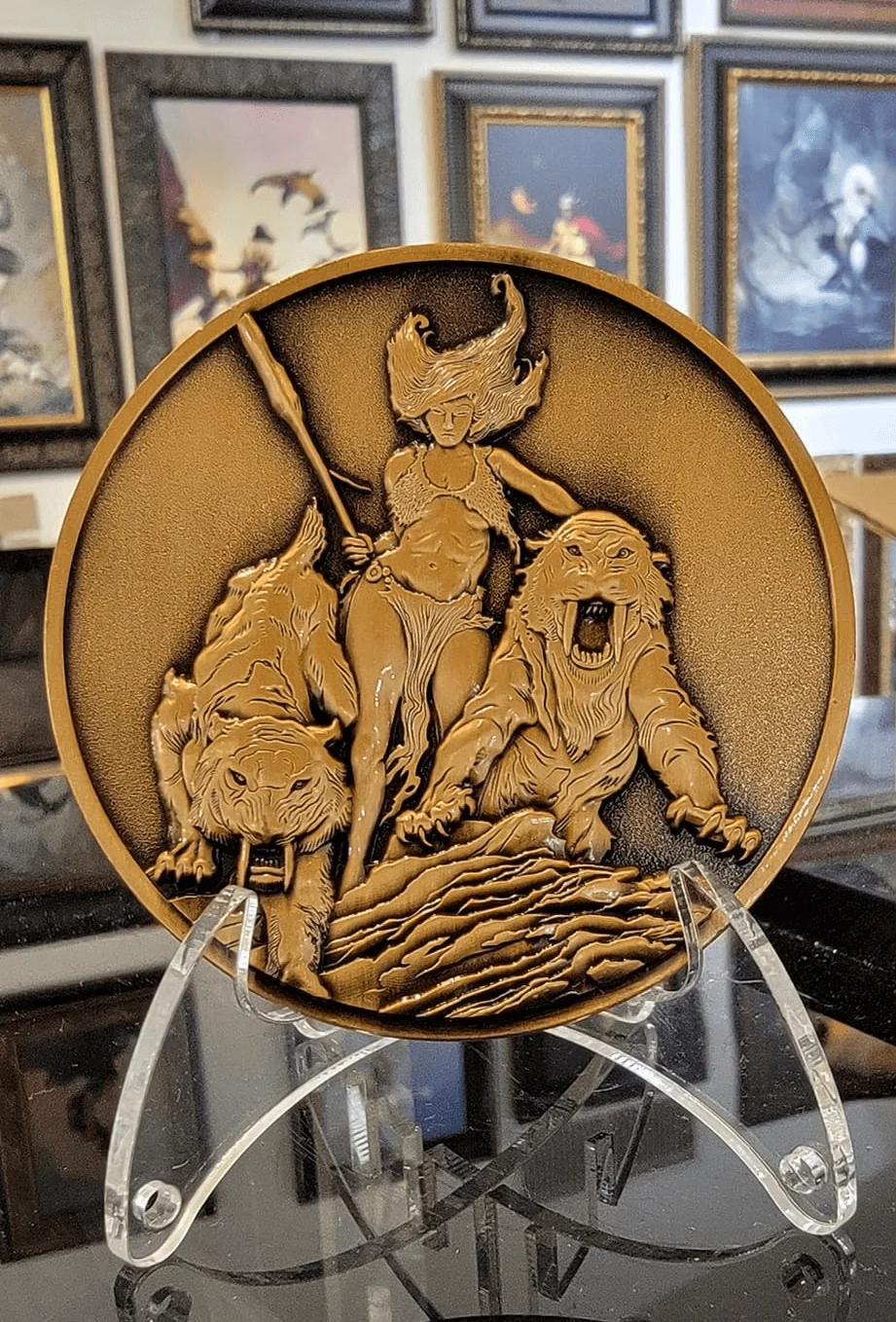 Frank Frazetta's "Huntress" Goliath Collectible Coin - Image 5
