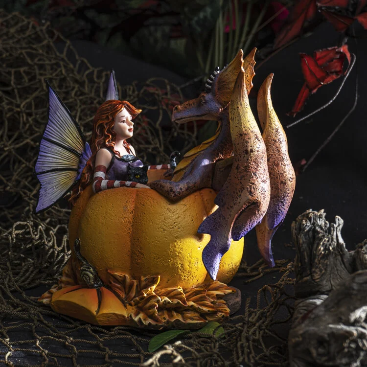 Halloween Hangout Figurine - Image 5