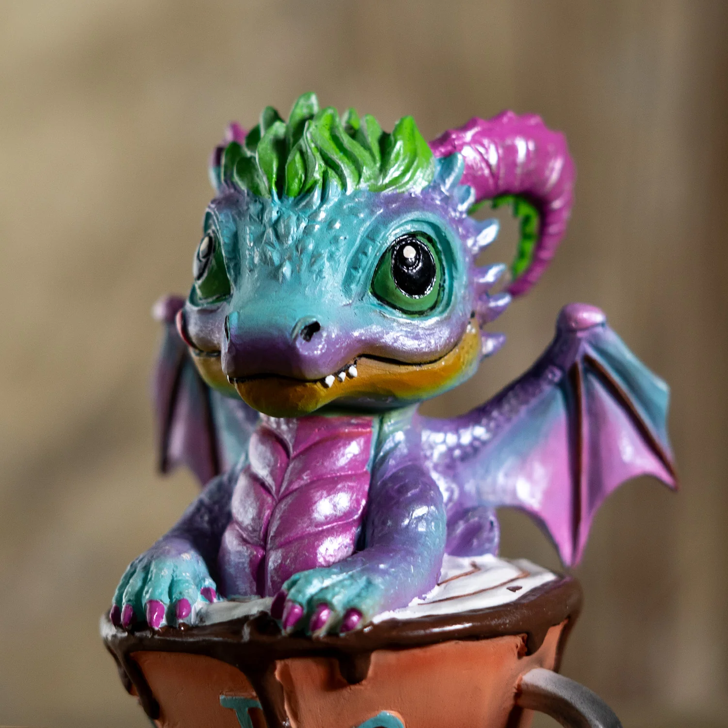 Mocha with Scotty the Dragon Figurine - Image 5